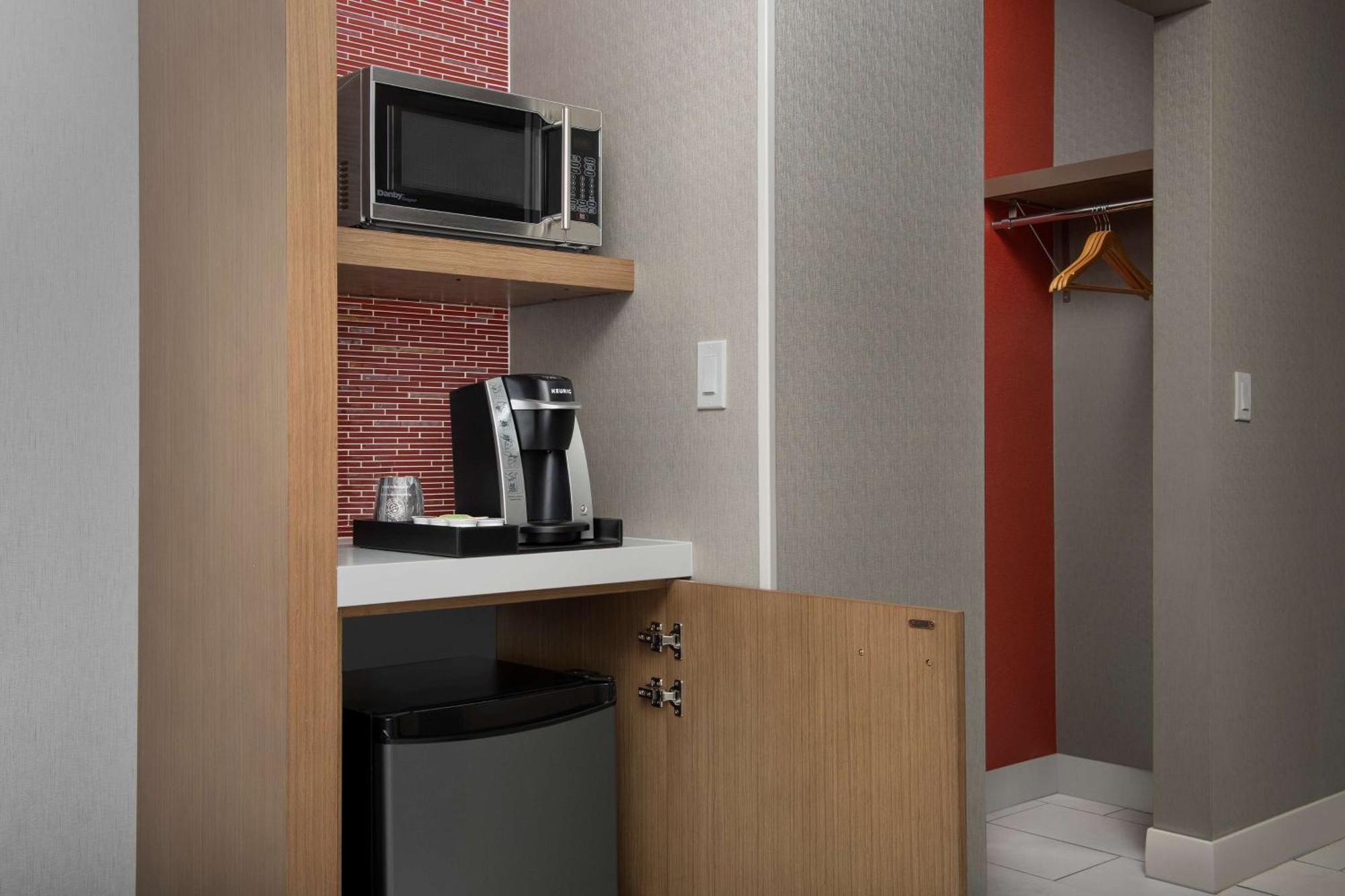 Hilton Garden Inn San Jose Airport Ngoại thất bức ảnh
