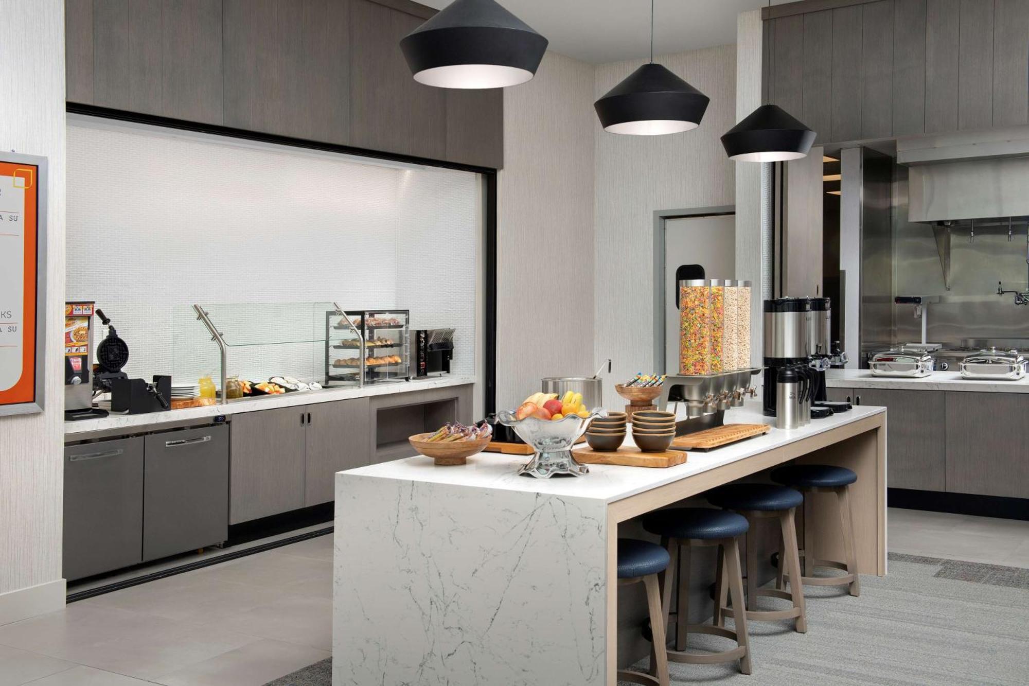 Hilton Garden Inn San Jose Airport Ngoại thất bức ảnh